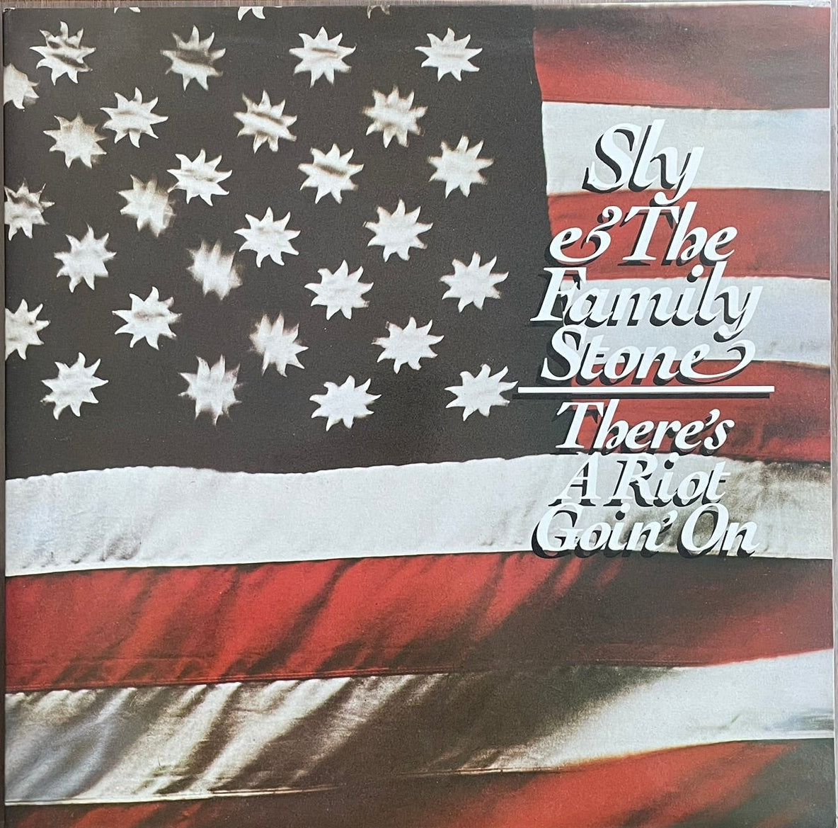 Sly and the Family Stone - There's a riot going on